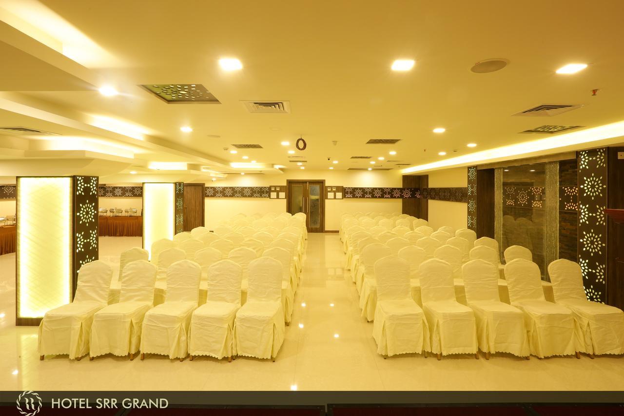 Hotel Srr Grand Ченай Екстериор снимка